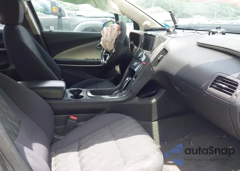 2015 Chevrolet Volt из США, поврежденный, VIN 1G1RC6E45FU130220